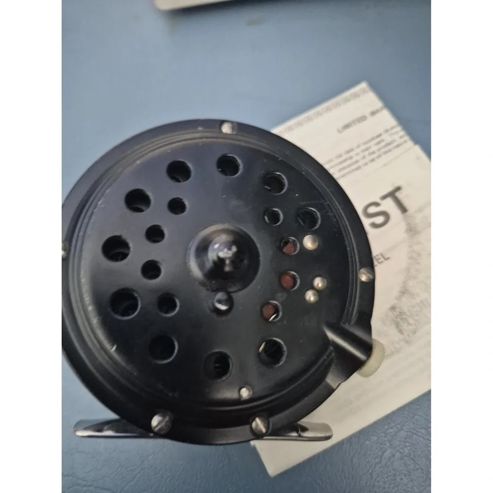 Pflueger Medalist 1494 Model Cj Fly Fishing Reel W Paperwork